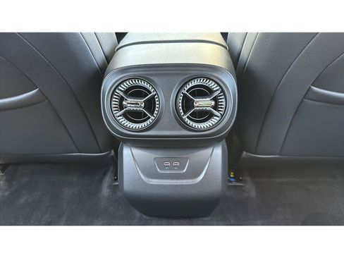 Used 2024 Chevrolet Blazer EV LT AWD/4WD image 18