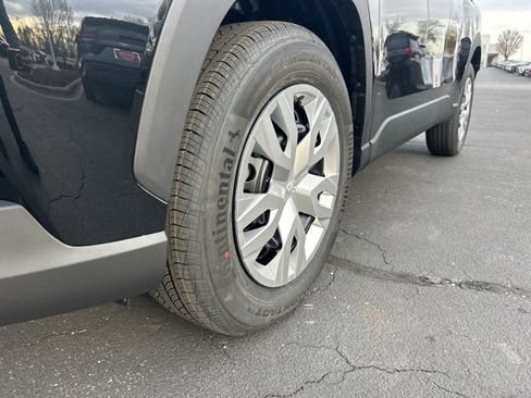 New 2026 Toyota Corolla Cross L image 11