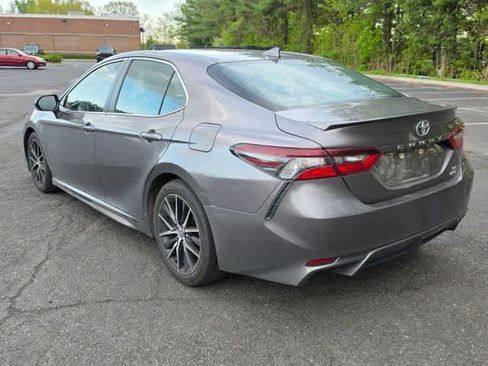 Used 2021 Toyota Camry SE w/ Cold Weather Package AWD/4WD image 6