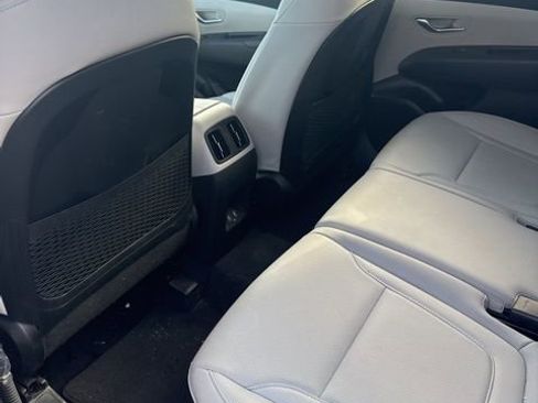 Used 2023 Hyundai Tucson SEL w/ Convenience Package image 7