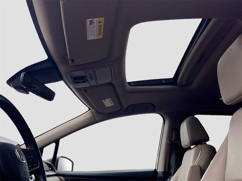 Used 2024 Honda Odyssey EX-L image 20