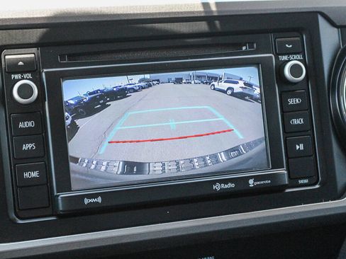 Used 2019 Toyota Tacoma SR5 RWD image 15