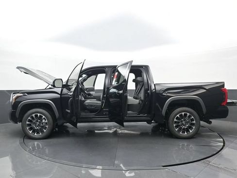 New 2026 Toyota Tundra Limited AWD/4WD image 32