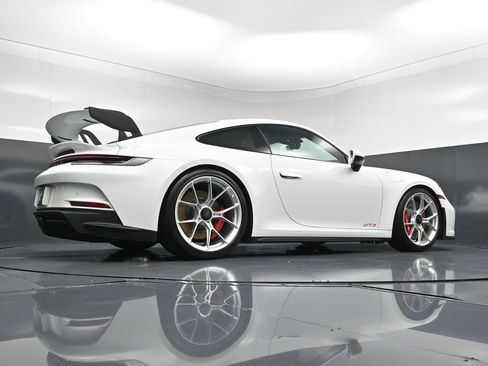 Certified 2024 Porsche 911 GT3 RWD image 24