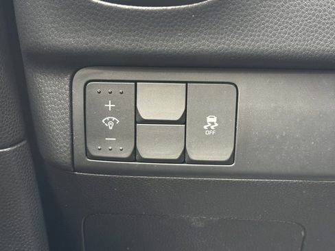 Used 2014 Kia Soul + image 26