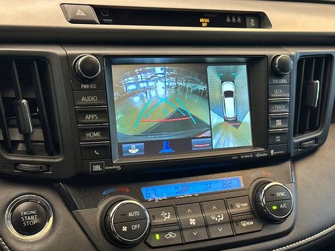 Used 2017 Toyota RAV4 Platinum FWD image 19