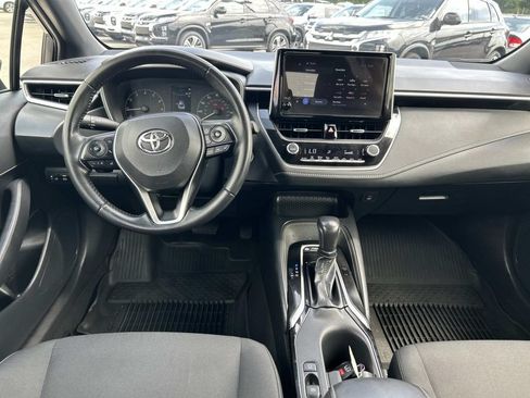 Used 2025 Toyota Corolla SE FWD image 19