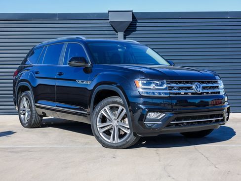 Used 2019 Volkswagen Atlas SEL R-Line image 9