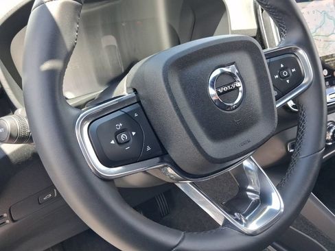 Certified 2023 Volvo C40 P8 Recharge Ultimate w/ Protection Package Premier AWD/4WD image 25