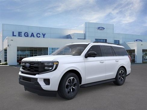 New 2026 Ford Expedition Active image 1