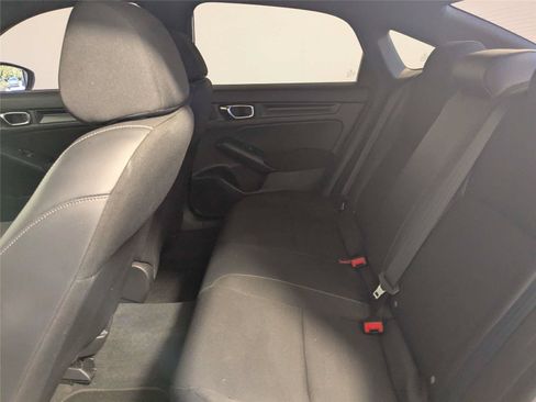 Used 2022 Honda Civic Sport image 32