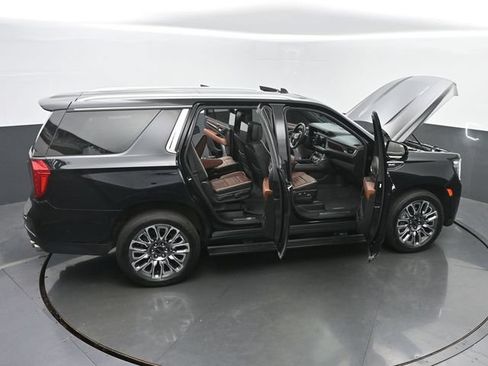 Used 2024 GMC Yukon Denali Ultimate AWD/4WD image 65