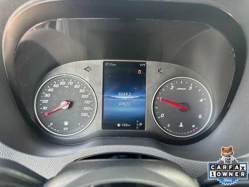 Used 2025 Mercedes-Benz Sprinter 2500 image 24