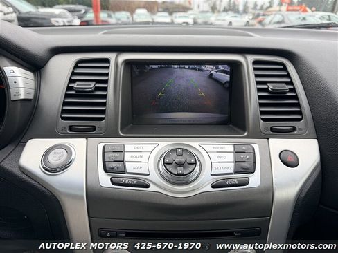 Used 2012 Nissan Murano SL w/ Navigation Pkg image 17