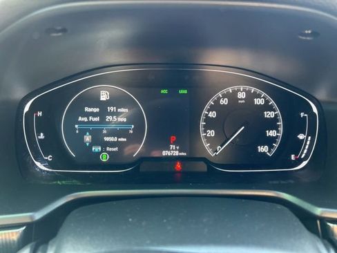 Used 2018 Honda Accord Sport image 10