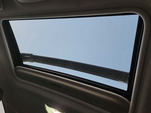 Used 2022 Subaru Crosstrek 2.5i Limited w/ Moonroof Package 2 image 14