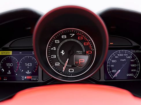 Used 2022 Ferrari Portofino M RWD image 69