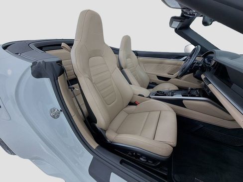 Certified 2021 Porsche 911 Turbo S image 28