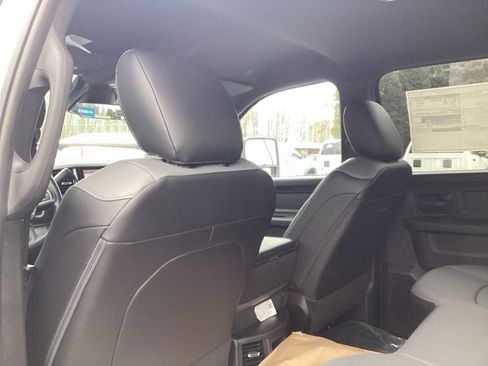 New 2026 RAM 5500 Tradesman w/ Chrome Appearance Group image 17