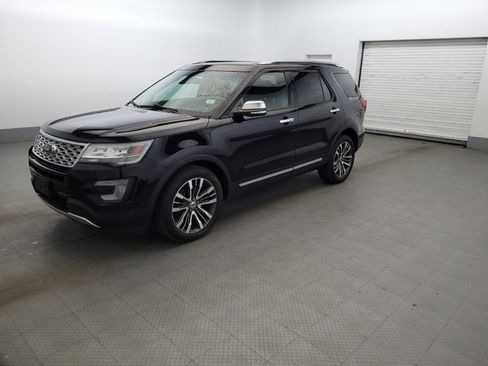 Used 2016 Ford Explorer Platinum AWD/4WD image 2