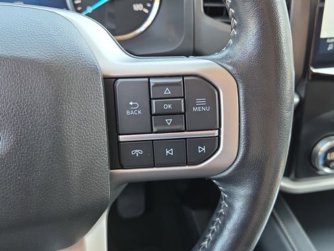 Used 2024 Ford Expedition XLT AWD/4WD image 22