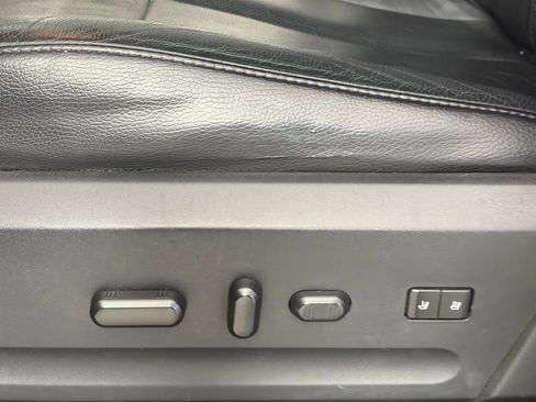 Used 2017 Ford Expedition EL Limited w/ Equipment Group 301A AWD/4WD image 27