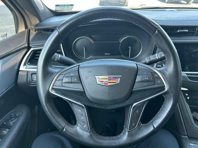 Used 2025 Cadillac XT5 Premium Luxury FWD image 14