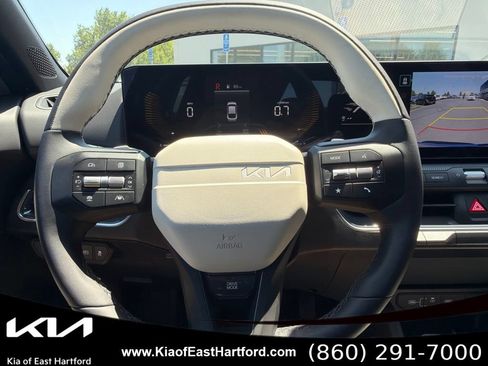 New 2026 Kia K4 GT-Line w/ GT-Line Sunroof Package FWD image 32