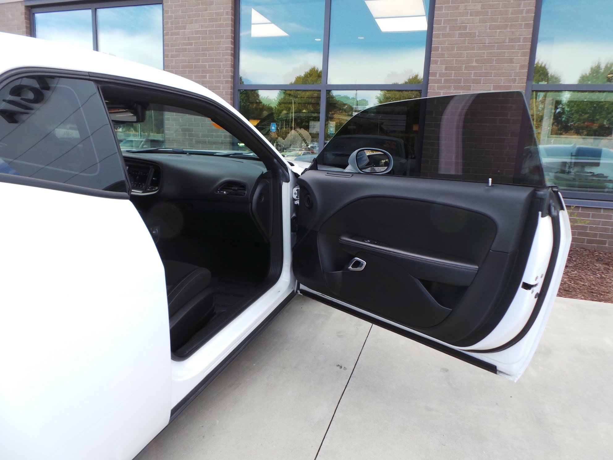Used 2022 Dodge Challenger R/T w/ Blacktop Package RWD image 33