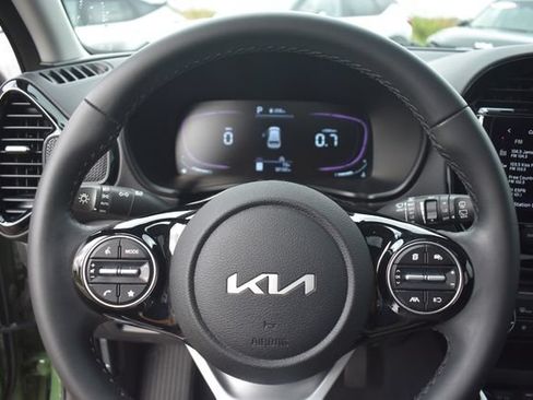 Used 2023 Kia Soul EX FWD image 27