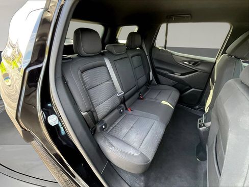 Used 2025 Chevrolet Equinox LT AWD/4WD image 28