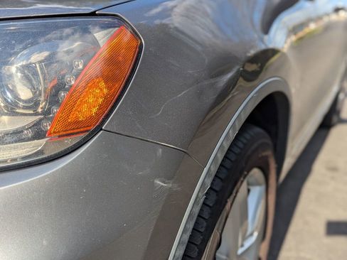 Used 2013 Volkswagen Touareg TDI image 6