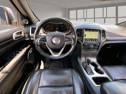 Used 2018 Jeep Grand Cherokee High Altitude RWD image 8
