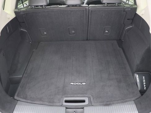 Used 2023 Nissan Rogue SV w/ SV Premium B Package image 29