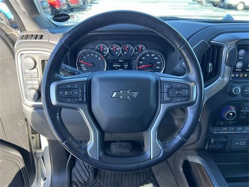 Certified 2020 Chevrolet Silverado 1500 LT Trail Boss image 3