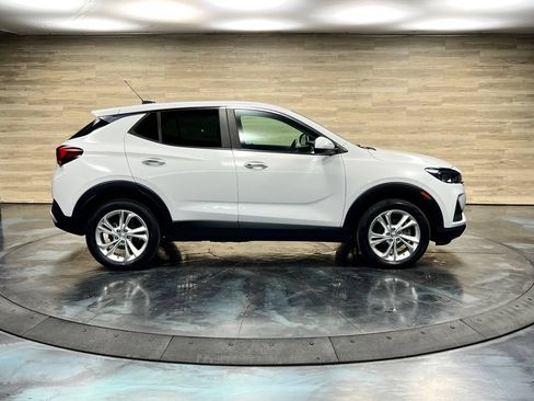 Used 2022 Buick Encore GX Preferred w/ Cold Weather Comfort Package AWD/4WD image 23