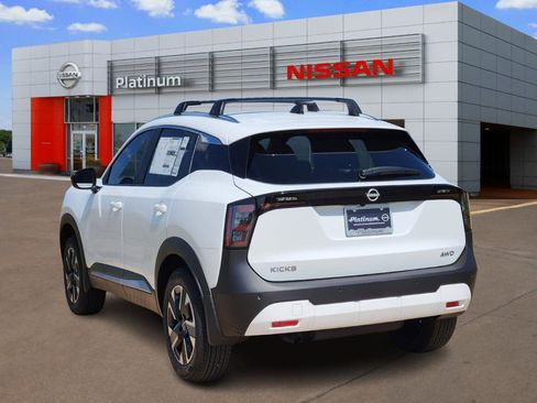 New 2026 Nissan Kicks SV w/ SV Premium Package image 5
