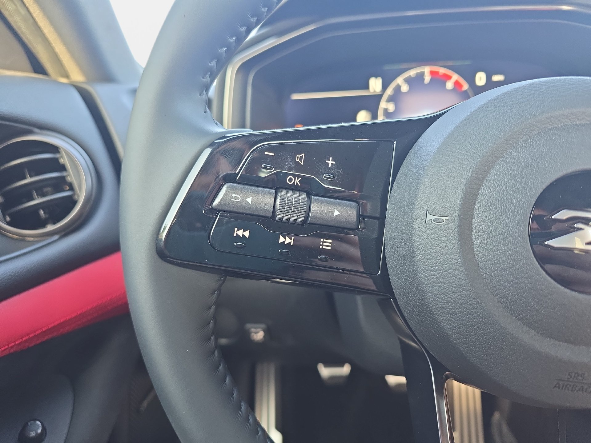 New 2027 Nissan Z Performance RWD image 14
