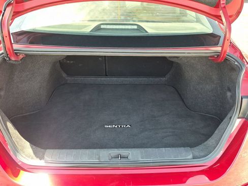 Certified 2024 Nissan Sentra SV FWD image 29
