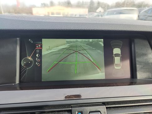 Used 2013 BMW 528i xDrive Sedan image 23