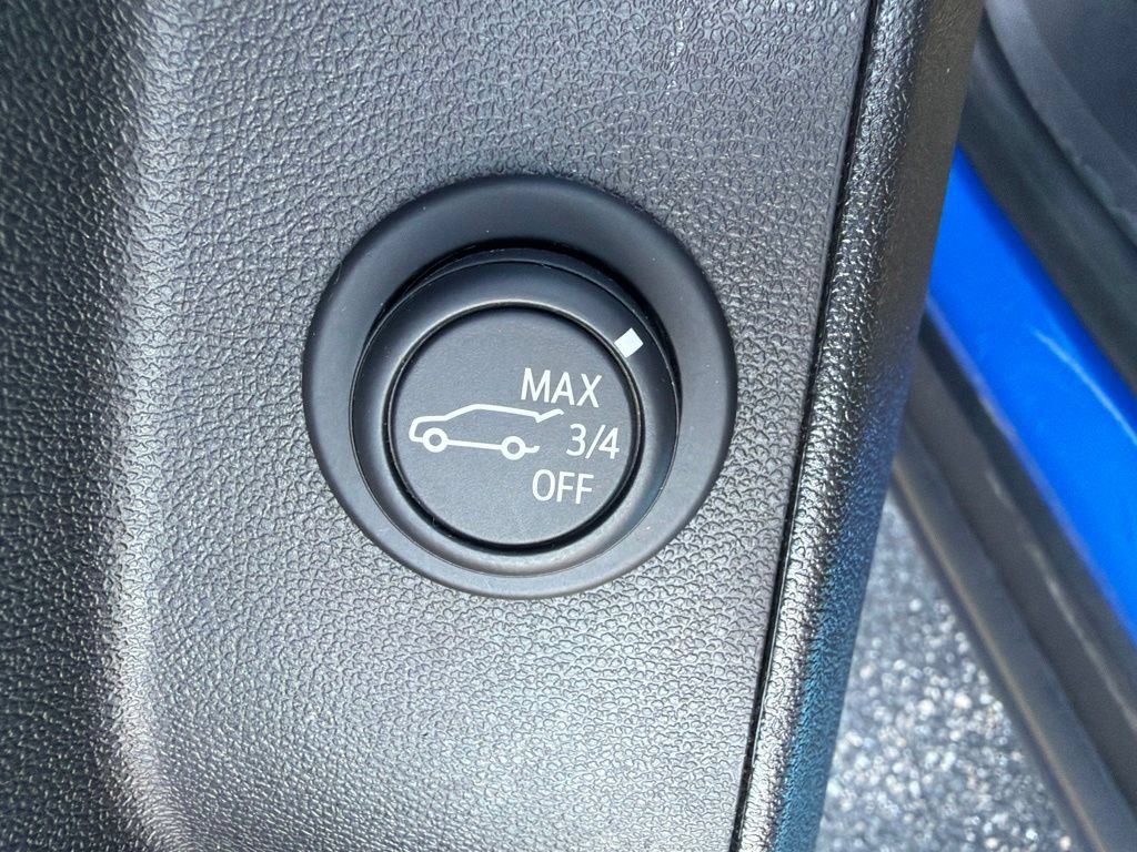 Used 2024 Chevrolet Equinox LT AWD/4WD image 26