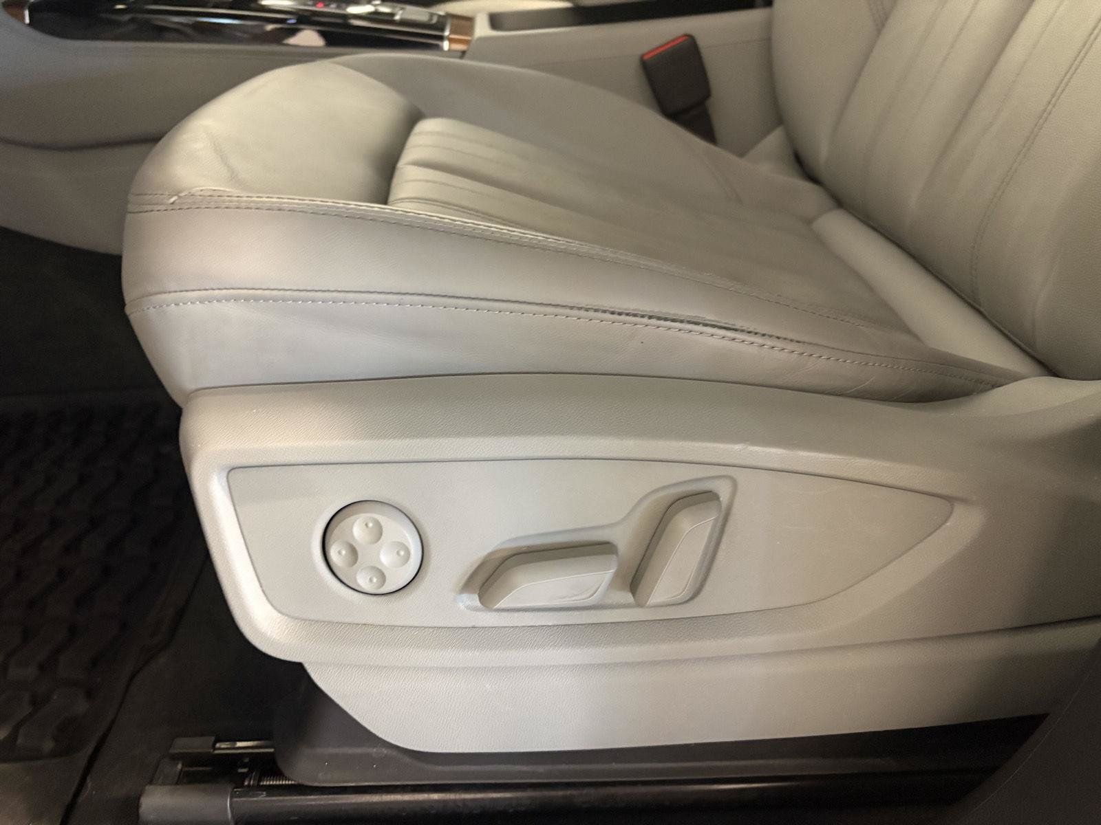 Used 2023 Audi Q5 2.0T Premium Plus AWD/4WD image 13