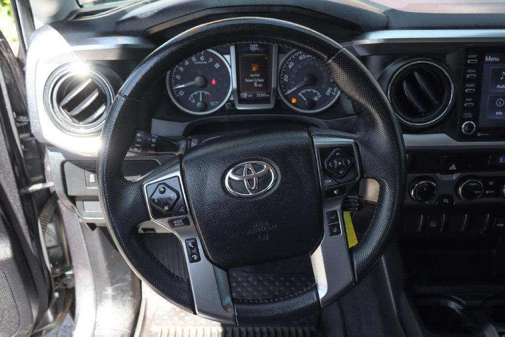 Used 2022 Toyota Tacoma SR5 AWD/4WD image 26