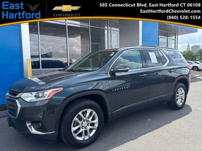 Used 2021 Chevrolet Traverse LT