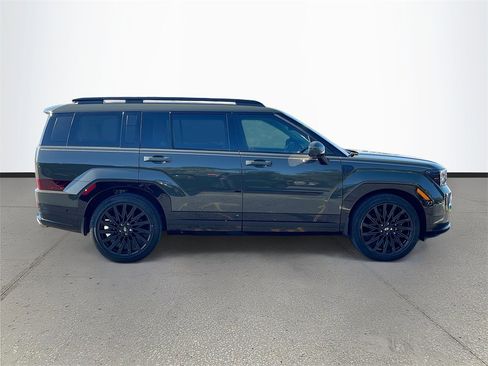 Used 2024 Hyundai Santa Fe Calligraphy image 8