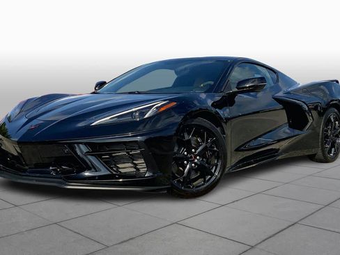 Used 2022 Chevrolet Corvette Stingray Preferred Cpe w/ Z51 Performance Package image 2