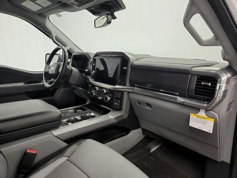 Used 2023 Ford F150 Lariat AWD/4WD image 41