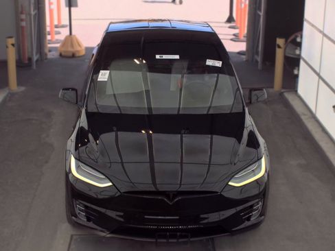 Used 2020 Tesla Model X Performance AWD/4WD image 2