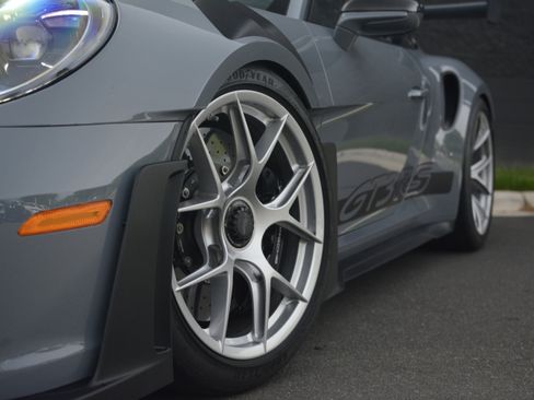 Used 2024 Porsche 911 GT3 RS image 33