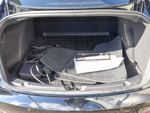 Used 2019 Tesla Model 3 Performance image 16